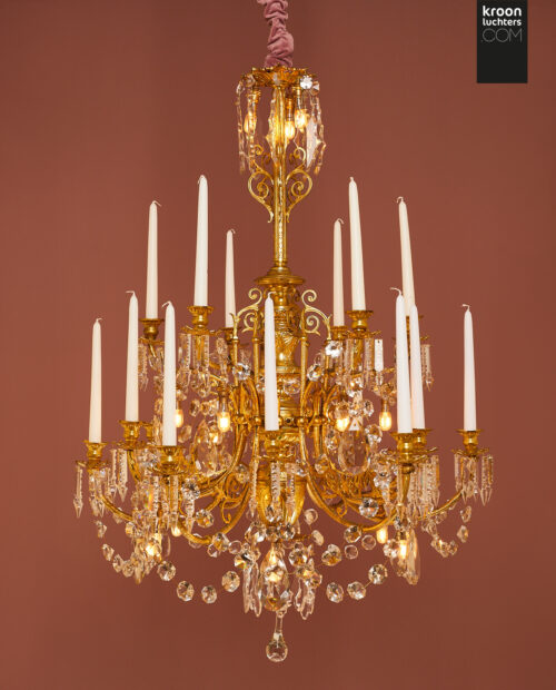 Vergulde kristallen Baccarat kroonluchter EX08
